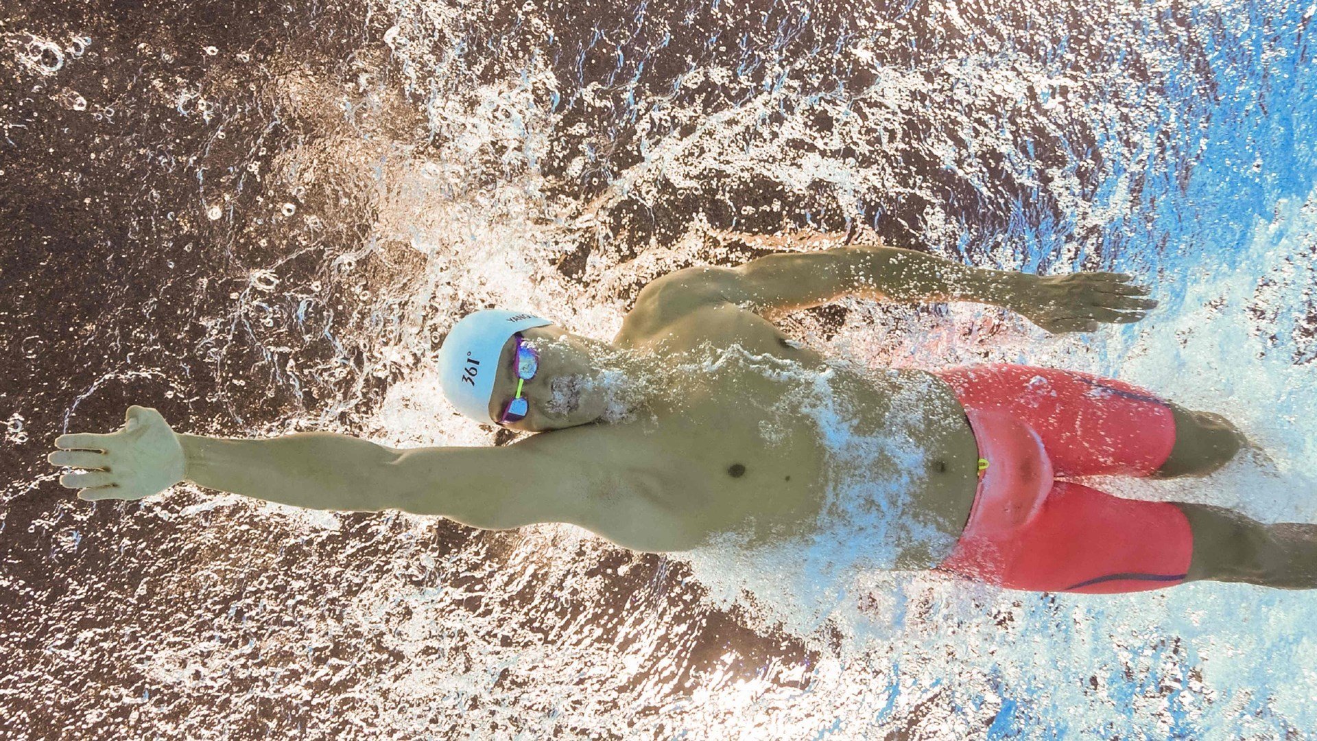 精彩纷呈的中超季后赛激烈角逐中,中超季军之战